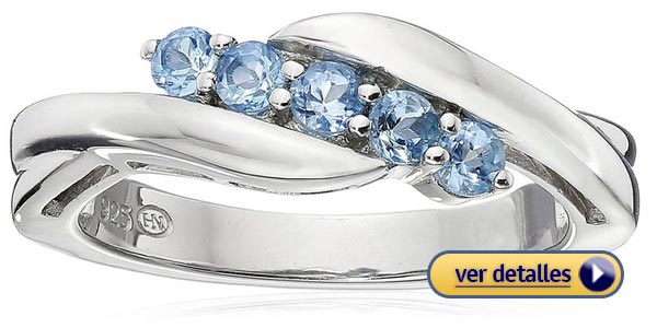 Mejores regalos de navidad para tu novia: Anillo de plata