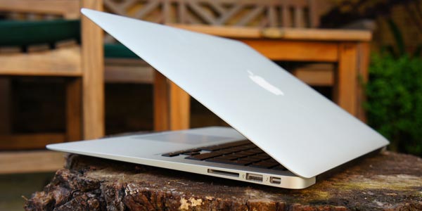 ¿Qué se destaca de la MacBook Air?