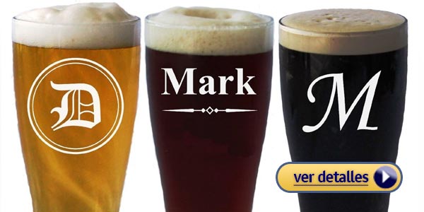 Mejores regalos de graduacion personalizados set de jarras de cerveza