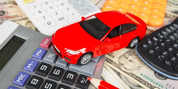 Comprar un carro con un lease calculando los pagos mensuales