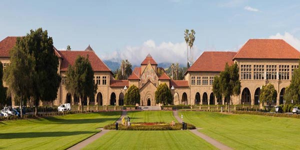Stanford University universidades para latinos